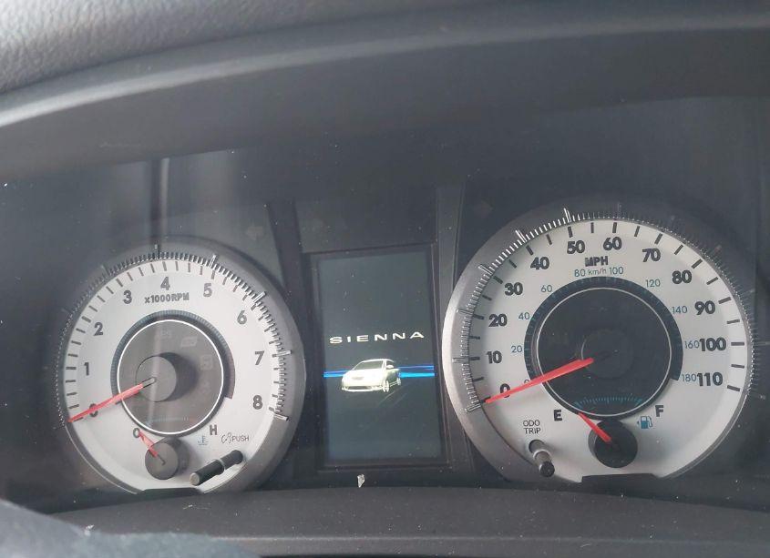 Photo 7 of 2015 Toyota Sienna SE 8 PASSENGER (VIN 5TDXK3DC9FS670005)