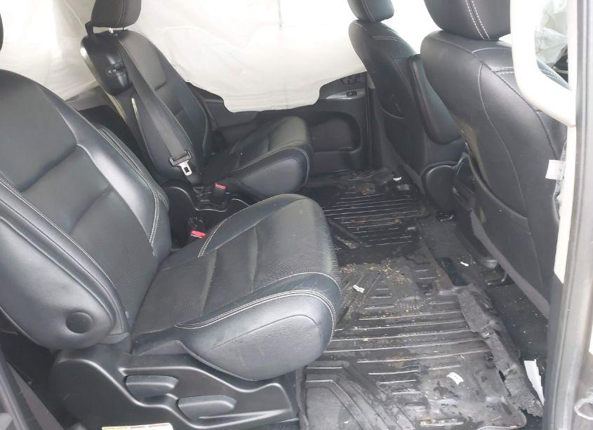 Photo 8 of 2015 Toyota Sienna SE 8 PASSENGER (VIN 5TDXK3DC9FS670005)