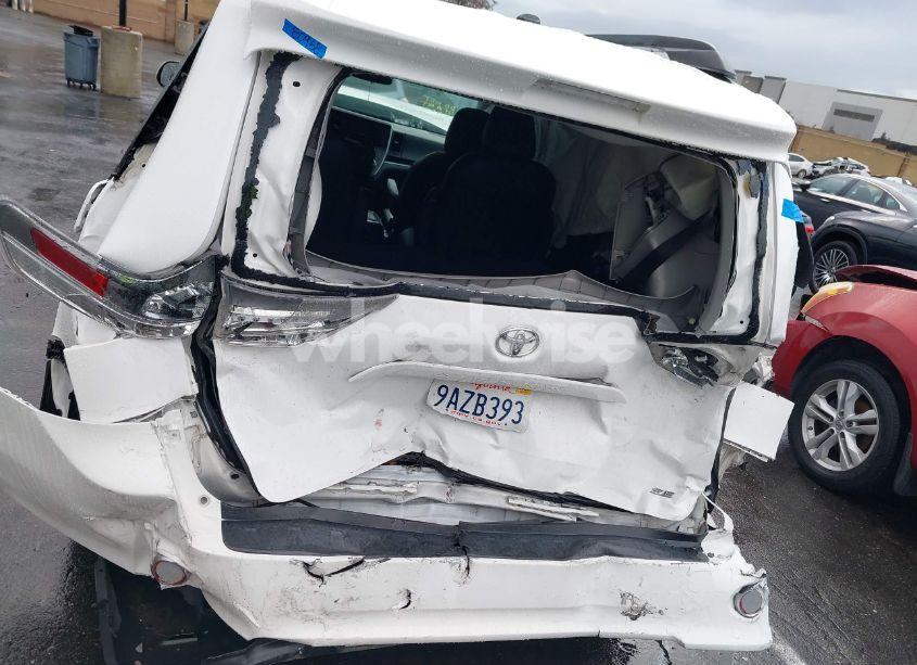 Photo 20 of 2016 Toyota Sienna SE PREMIUM 8 PASSENGER (VIN 5TDXK3DC9GS765651)