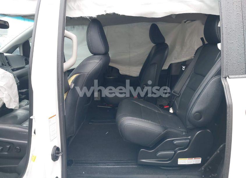 Photo 8 of 2016 Toyota Sienna SE PREMIUM 8 PASSENGER (VIN 5TDXK3DC9GS765651)