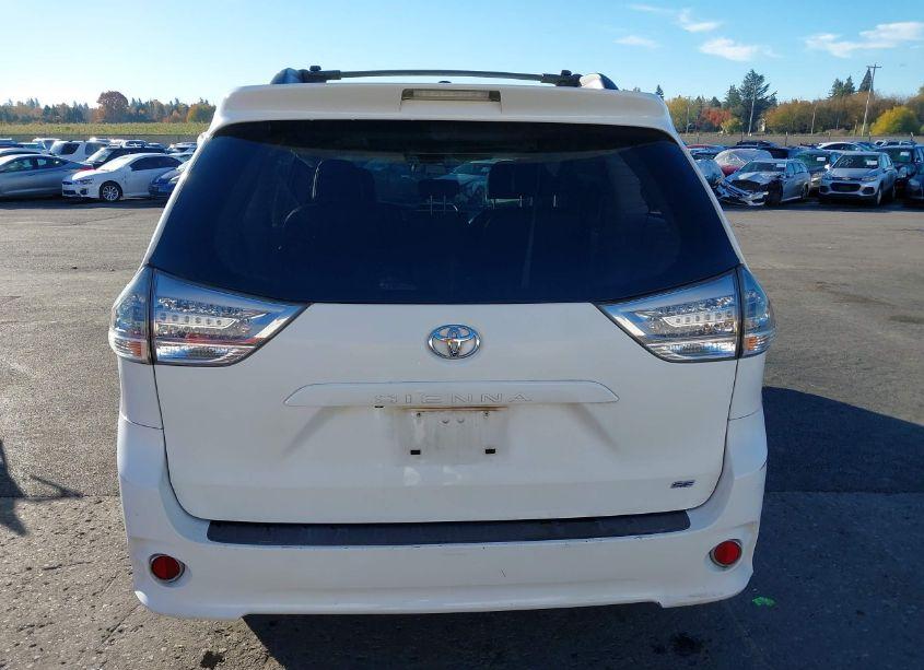 Photo 17 of 2011 Toyota Sienna SPORT (VIN 5TDXK3DCXBS039967)