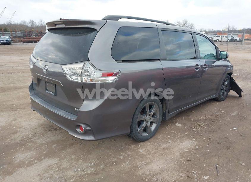 Photo 4 of 2011 Toyota Sienna SPORT (VIN 5TDXK3DCXBS140409)