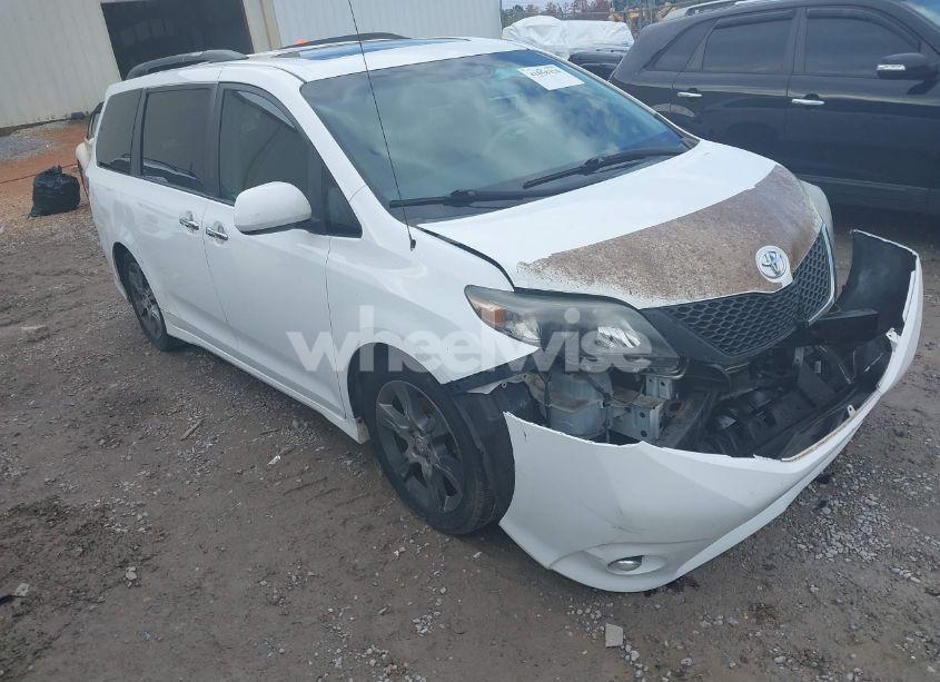 2013 Toyota Sienna SE 8 PASSENGER (VIN 5TDXK3DCXDS341925) main photo