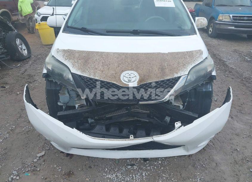 Photo 12 of 2013 Toyota Sienna SE 8 PASSENGER (VIN 5TDXK3DCXDS341925)