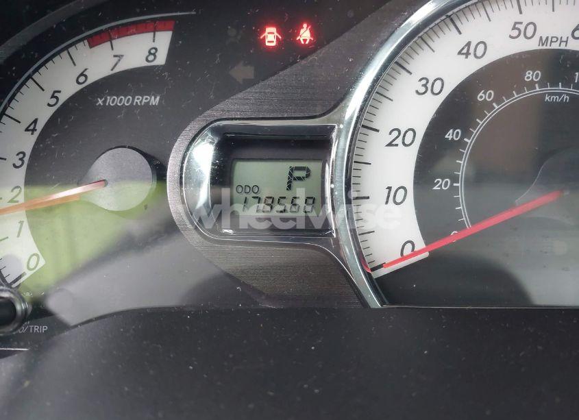 Photo 15 of 2014 Toyota Sienna SE 8 PASSENGER (VIN 5TDXK3DCXES460558)