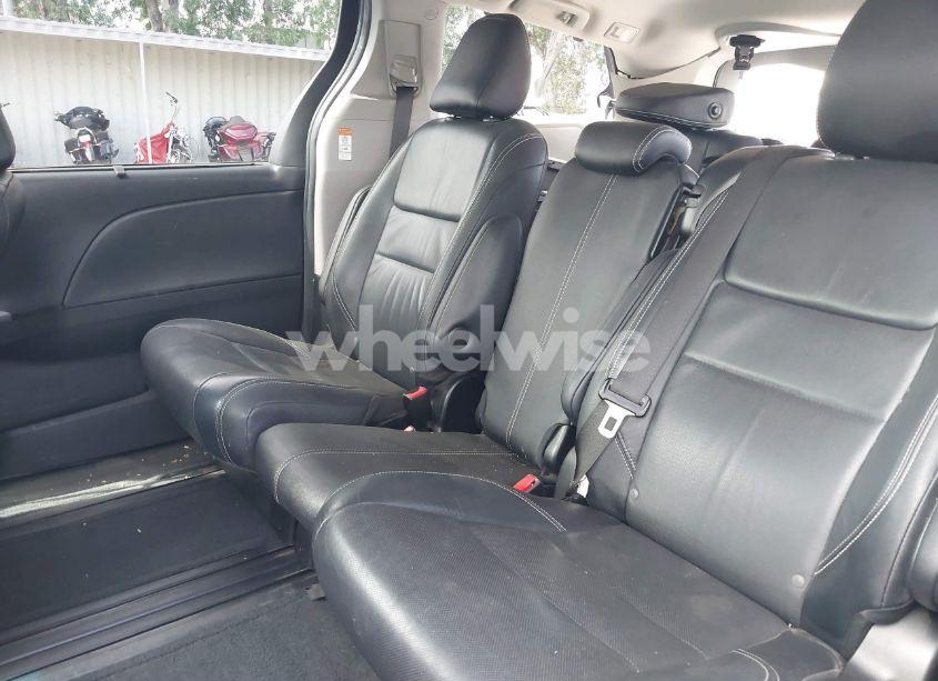 Photo 8 of 2015 Toyota Sienna SE 8 PASSENGER (VIN 5TDXK3DCXFS680767)