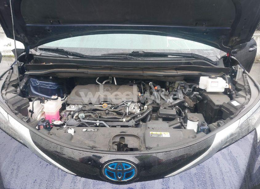 Photo 10 of 2021 Toyota Sienna XSE (VIN 5TDXRKEC5MS020539)