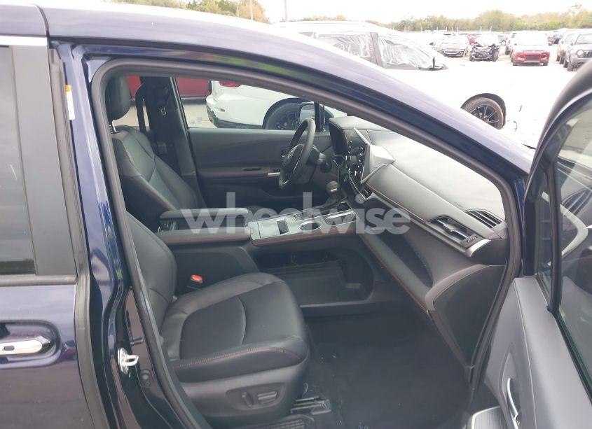 Photo 5 of 2023 Toyota Sienna XSE (VIN 5TDXRKEC5PS170431)