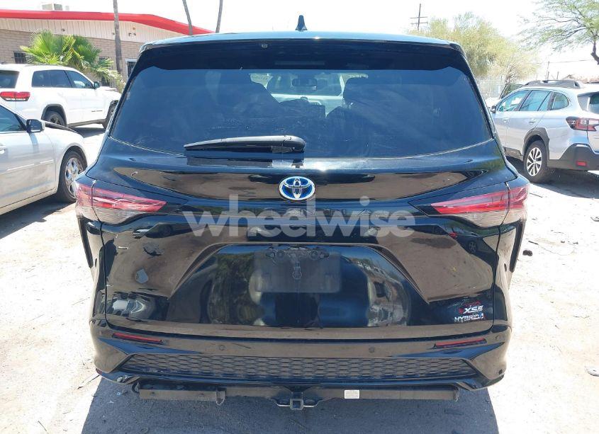 Photo 16 of 2021 Toyota Sienna XSE (VIN 5TDXRKEC6MS021909)