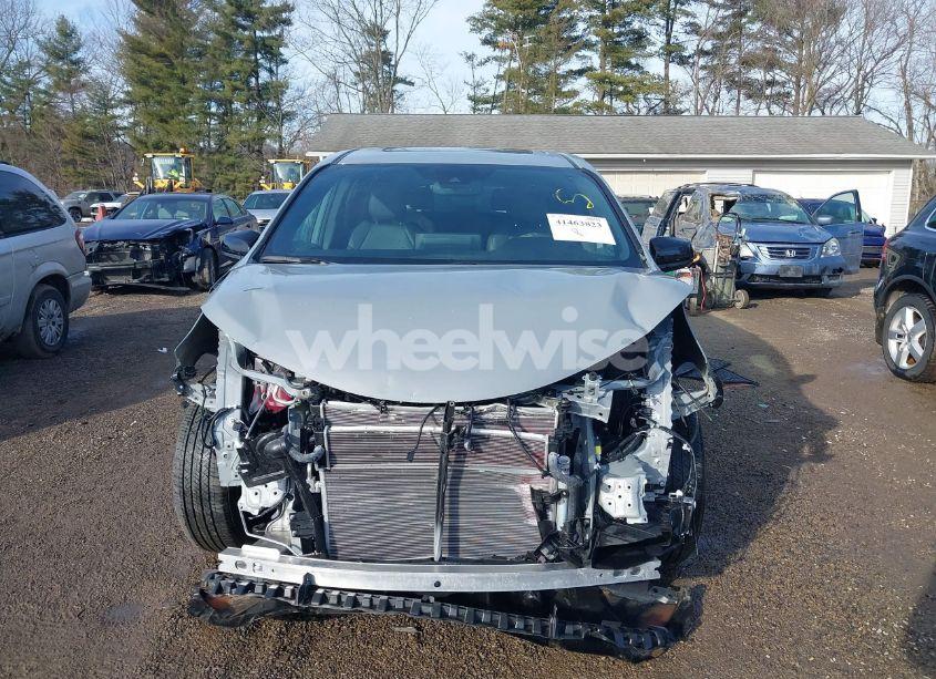 Photo 13 of 2024 Toyota Sienna XSE (VIN 5TDXSKFC0RS141120)