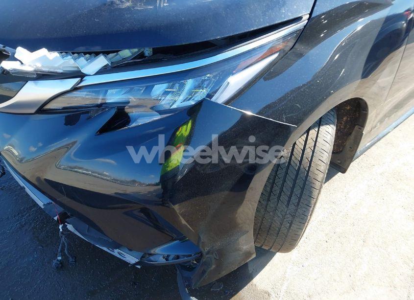 Photo 19 of 2024 Toyota Sienna XSE (VIN 5TDXSKFC1RS138680)