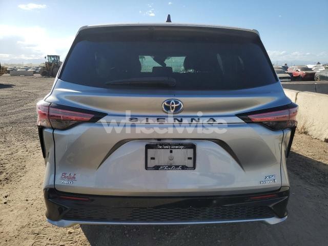 2021 TOYOTA SIENNA XSE (VIN 5TDXSKFC4MS002164) main photo