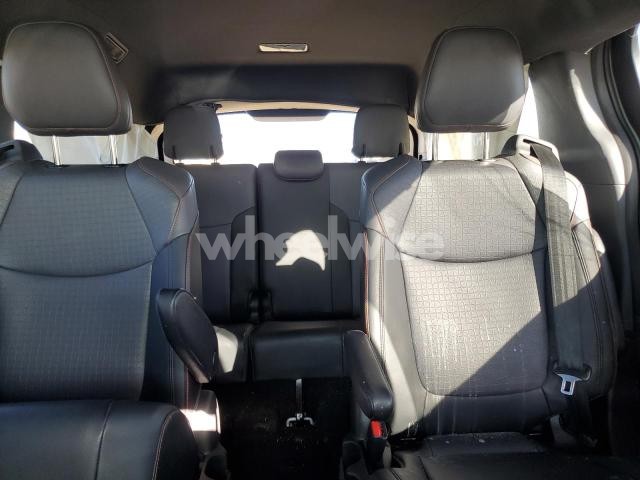 Photo 3 of 2021 TOYOTA SIENNA XSE (VIN 5TDXSKFC4MS002164)