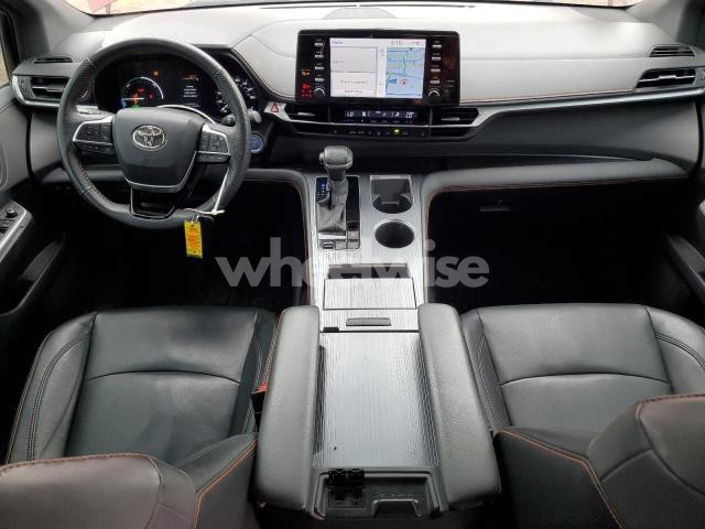 Photo 11 of 2022 TOYOTA SIENNA XSE (VIN 5TDXSKFC7NS072386)