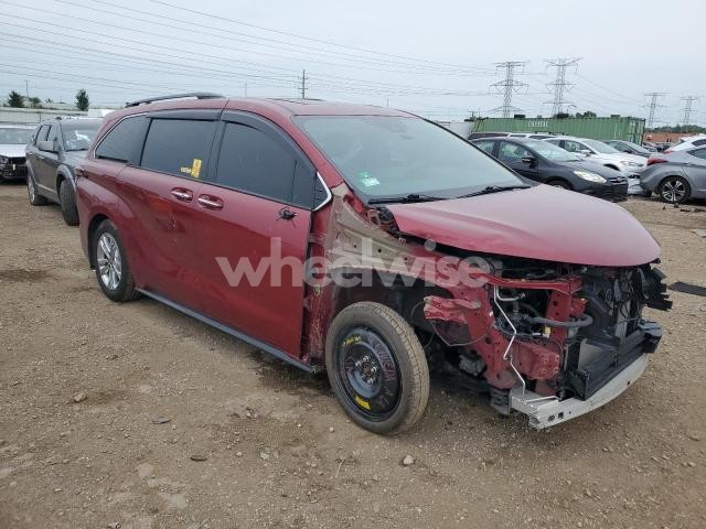 Photo 14 of 2022 TOYOTA SIENNA XSE (VIN 5TDXSKFC7NS072386)