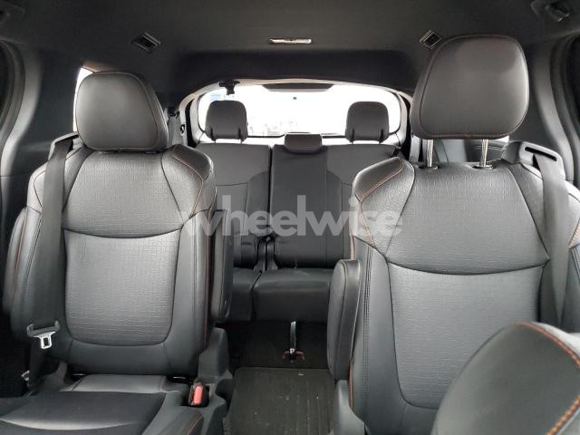Photo 8 of 2022 TOYOTA SIENNA XSE (VIN 5TDXSKFC7NS072386)