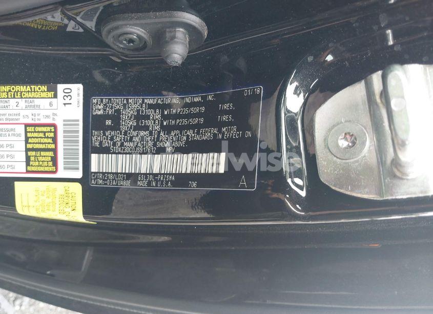 Photo 9 of 2018 Toyota Sienna SE PREMIUM 8 PASSENGER (VIN 5TDXZ3DC0JS917612)