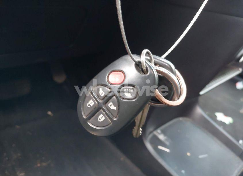 Photo 11 of 2017 Toyota Sienna SE 8 PASSENGER (VIN 5TDXZ3DC1HS816458)