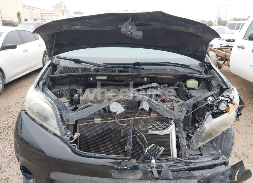 Photo 10 of 2017 Toyota Sienna SE 8 PASSENGER (VIN 5TDXZ3DC2HS783440)