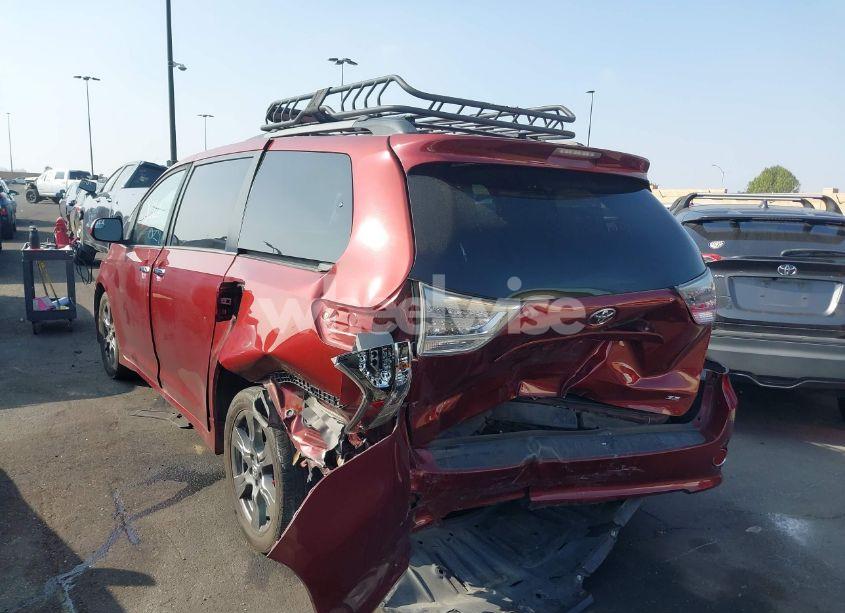 Photo 14 of 2017 Toyota Sienna SE 8 PASSENGER (VIN 5TDXZ3DC3HS779123)