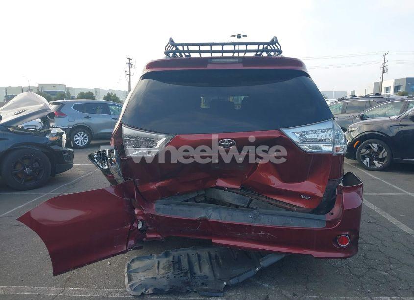 Photo 16 of 2017 Toyota Sienna SE 8 PASSENGER (VIN 5TDXZ3DC3HS779123)