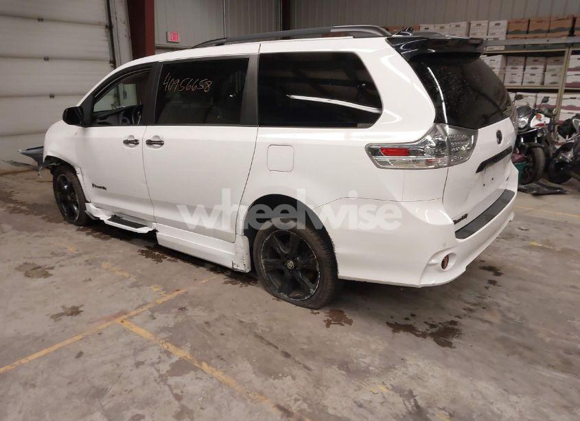 Photo 3 of 2020 Toyota Sienna SE/SE PREMIUM (VIN 5TDXZ3DC3LS073150)
