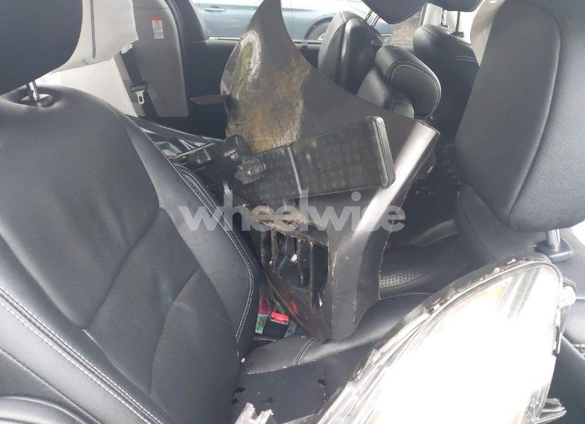 Photo 8 of 2019 Toyota Sienna SE 8 PASSENGER (VIN 5TDXZ3DC4KS014221)