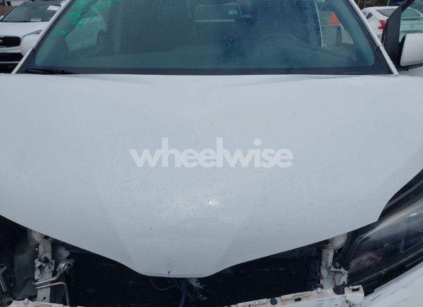 Photo 10 of 2018 Toyota Sienna SE 8 PASSENGER (VIN 5TDXZ3DC5JS943512)