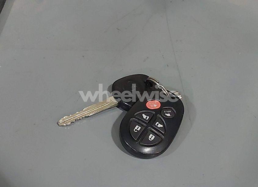 Photo 11 of 2017 Toyota Sienna SE 8 PASSENGER (VIN 5TDXZ3DC7HS859864)