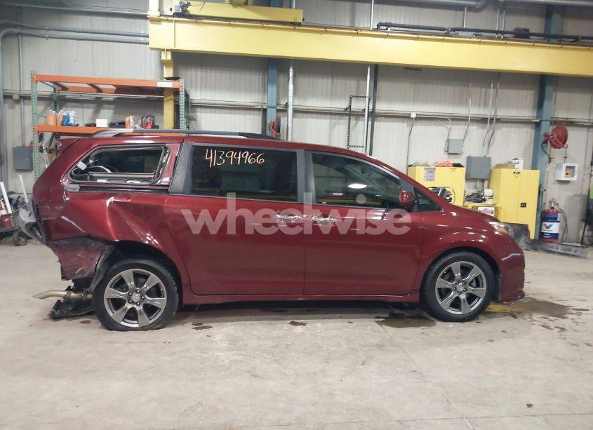 Photo 14 of 2017 Toyota Sienna SE 8 PASSENGER (VIN 5TDXZ3DC7HS859864)