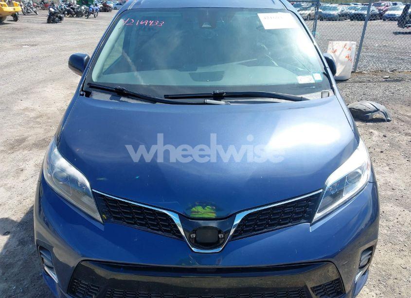 Photo 6 of 2019 Toyota Sienna SE PREMIUM 8 PASSENGER (VIN 5TDXZ3DC7KS987688)