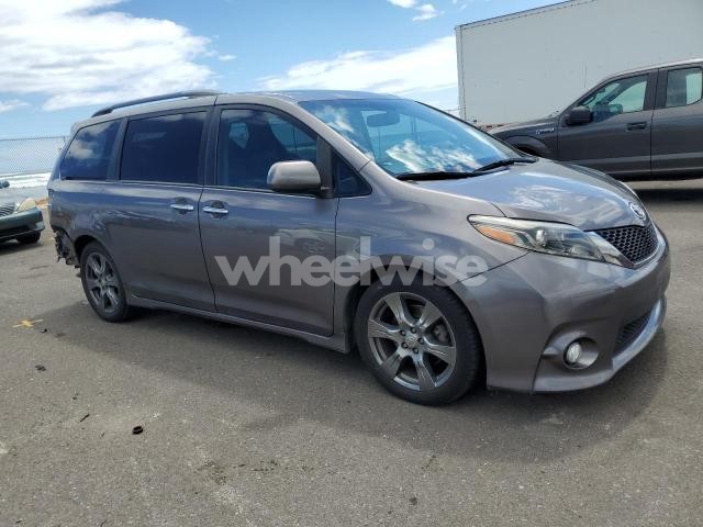 Photo 10 of 2017 TOYOTA SIENNA SE (VIN 5TDXZ3DC8HS784298)