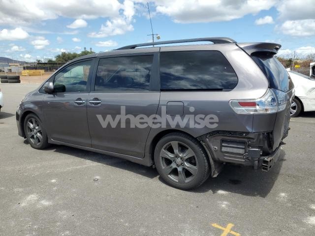 Photo 11 of 2017 TOYOTA SIENNA SE (VIN 5TDXZ3DC8HS784298)