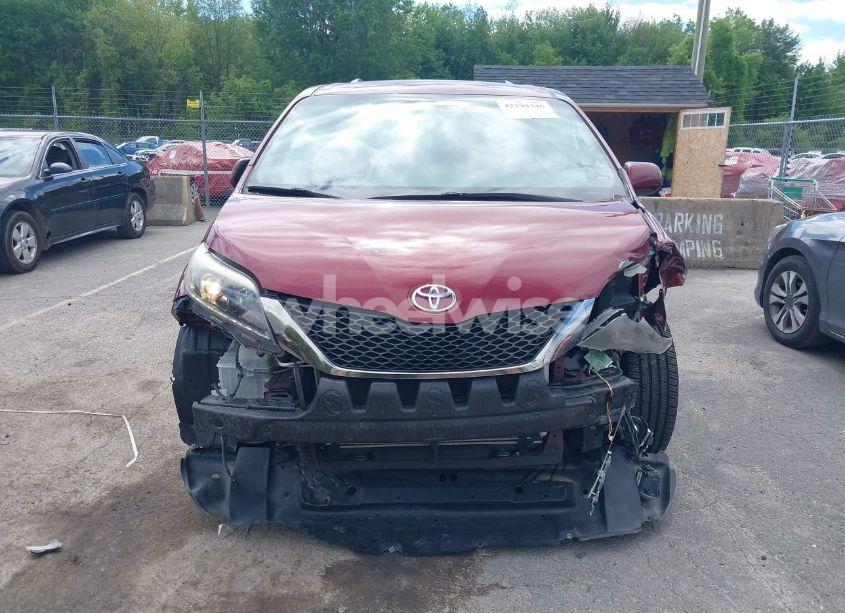 Photo 12 of 2017 Toyota Sienna SE 8 PASSENGER (VIN 5TDXZ3DC8HS843396)