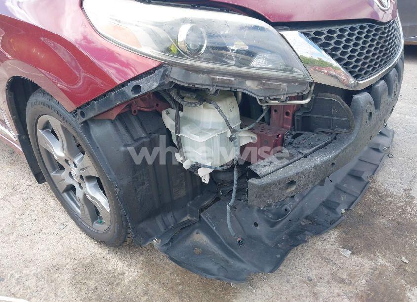 Photo 17 of 2017 Toyota Sienna SE 8 PASSENGER (VIN 5TDXZ3DC8HS843396)