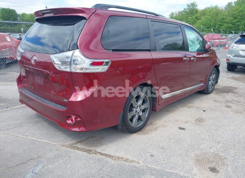 Photo 4 of 2017 Toyota Sienna SE 8 PASSENGER (VIN 5TDXZ3DC8HS843396)