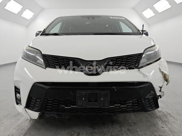 Photo 5 of 2020 TOYOTA SIENNA SE (VIN 5TDXZ3DC8LS048101)