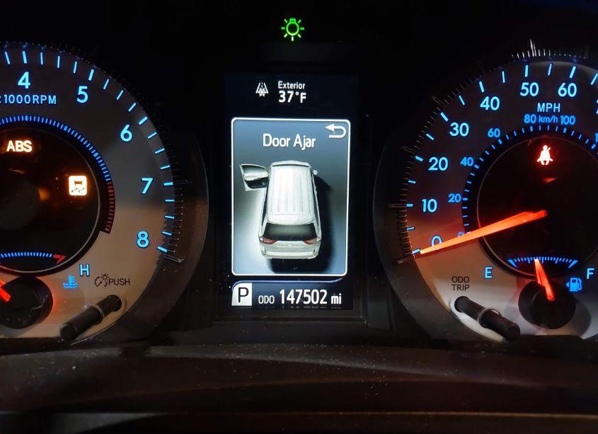 Photo 7 of 2017 Toyota Sienna SE (VIN 5TDXZ3DC9HS885348)