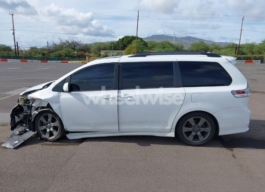 Photo 14 of 2019 Toyota Sienna SE PREMIUM 8 PASSENGER (VIN 5TDXZ3DCXKS993095)