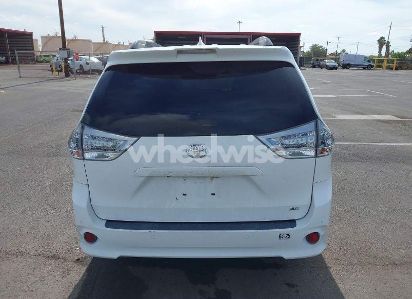 Photo 16 of 2019 Toyota Sienna SE PREMIUM 8 PASSENGER (VIN 5TDXZ3DCXKS993095)