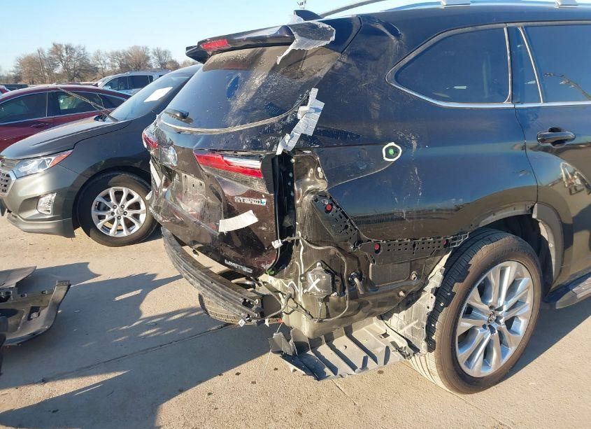 Photo 19 of 2022 Toyota Highlander HYBRID LIMITED (VIN 5TDYARAHXNS014534)