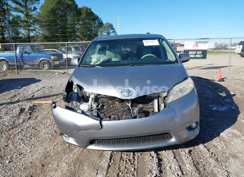 Photo 12 of 2011 Toyota Sienna XLE/LIMITED (VIN 5TDYK3DC0BS053221)