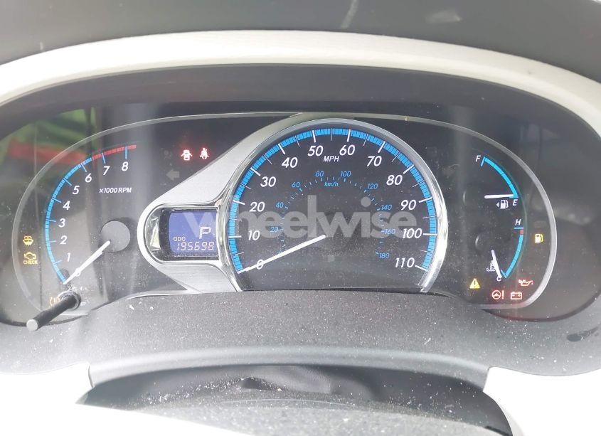 Photo 7 of 2011 Toyota Sienna XLE V6 (VIN 5TDYK3DC0BS062372)