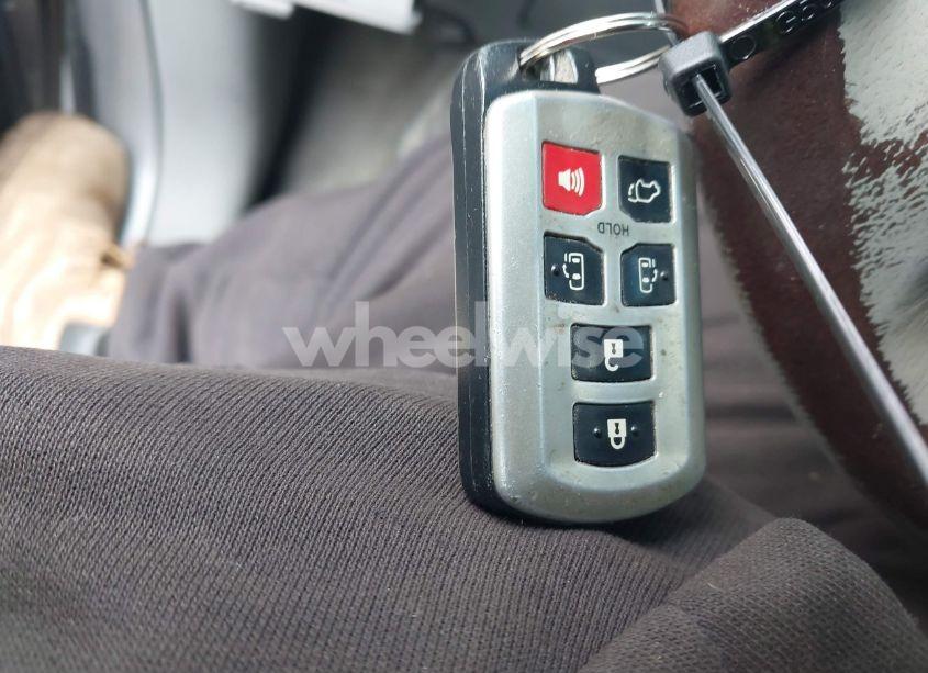 Photo 11 of 2011 Toyota Sienna LIMITED V6 (VIN 5TDYK3DC0BS070469)