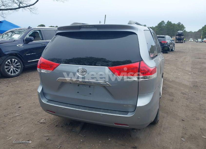 Photo 16 of 2011 Toyota Sienna LIMITED V6 (VIN 5TDYK3DC0BS070469)
