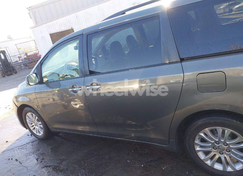 Photo 15 of 2012 Toyota Sienna XLE/LIMITED (VIN 5TDYK3DC0CS176597)