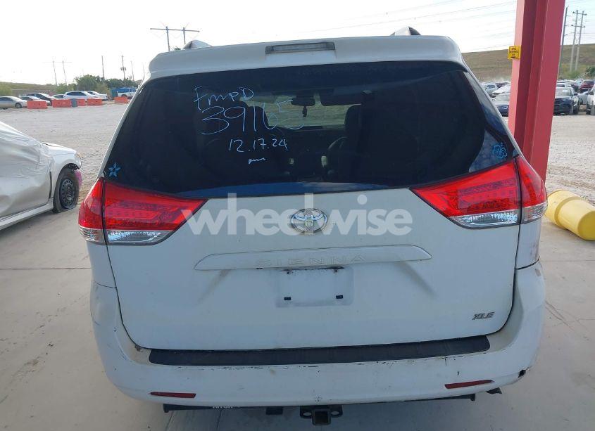 Photo 16 of 2012 Toyota Sienna XLE V6 8 PASSENGER (VIN 5TDYK3DC0CS178883)