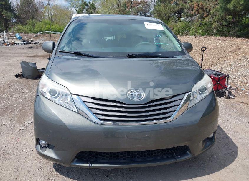 Photo 13 of 2012 Toyota Sienna XLE V6 8 PASSENGER (VIN 5TDYK3DC0CS221618)