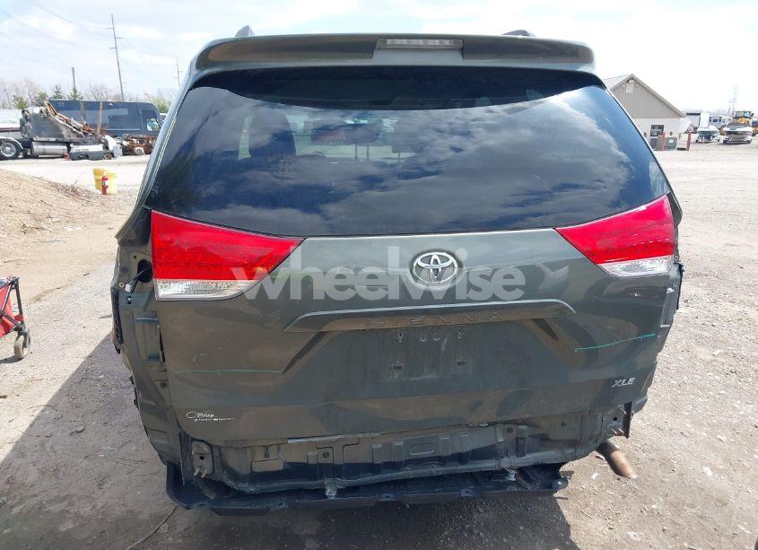 Photo 17 of 2012 Toyota Sienna XLE V6 8 PASSENGER (VIN 5TDYK3DC0CS221618)