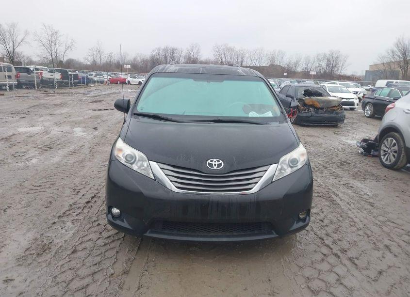 Photo 12 of 2012 Toyota Sienna XLE V6 8 PASSENGER (VIN 5TDYK3DC0CS259592)
